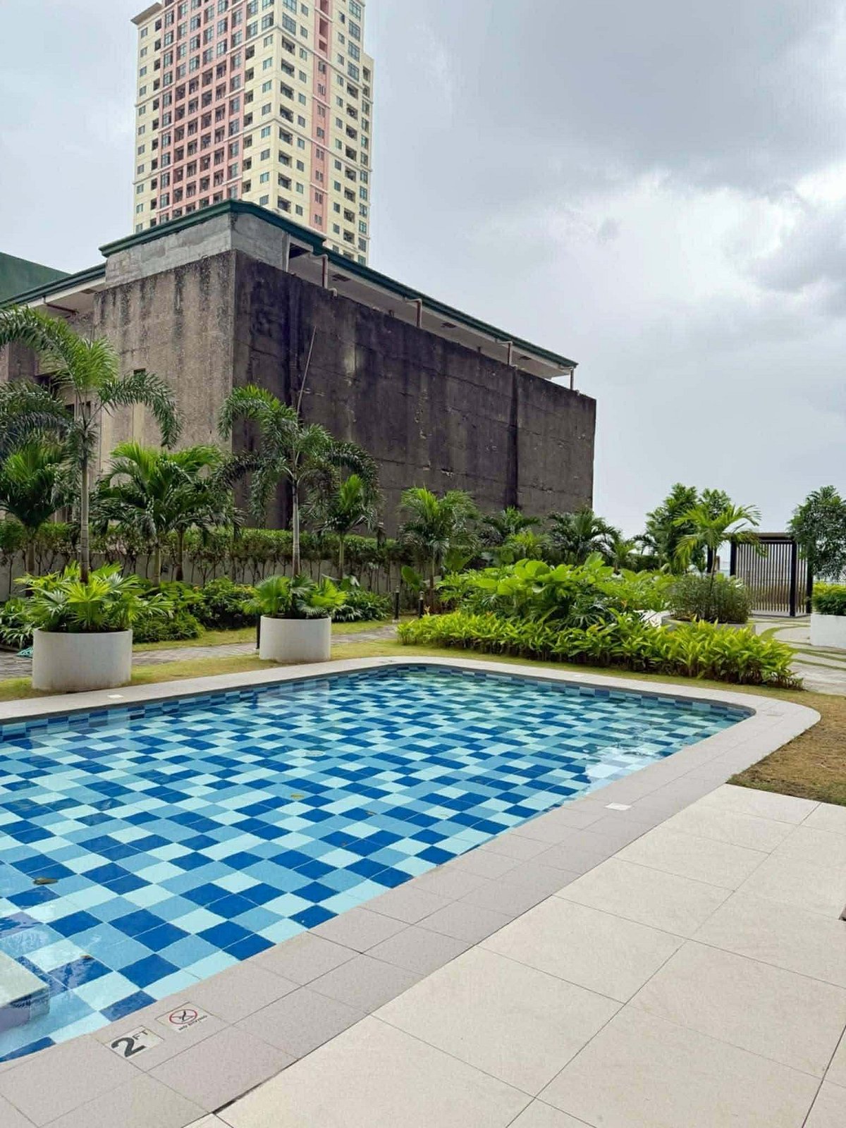 Condo For Rent - Red Residences - 12