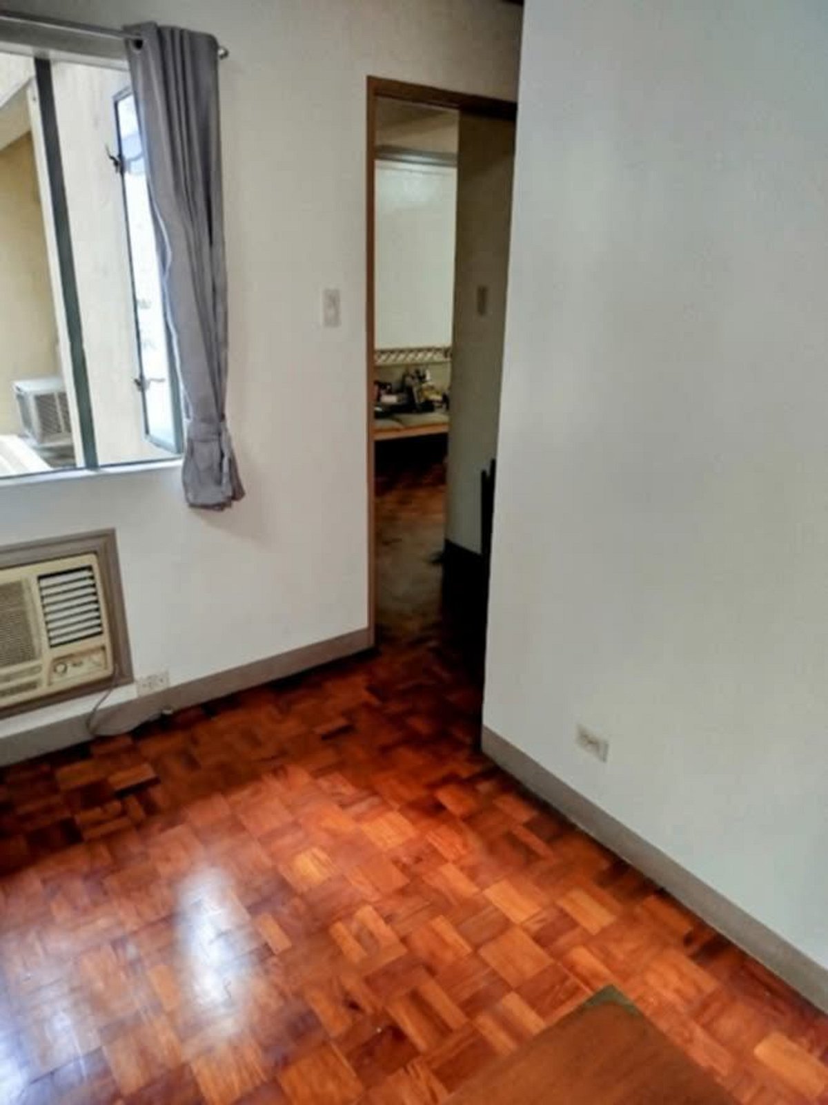 2 bedroom apartment in Makati - 2