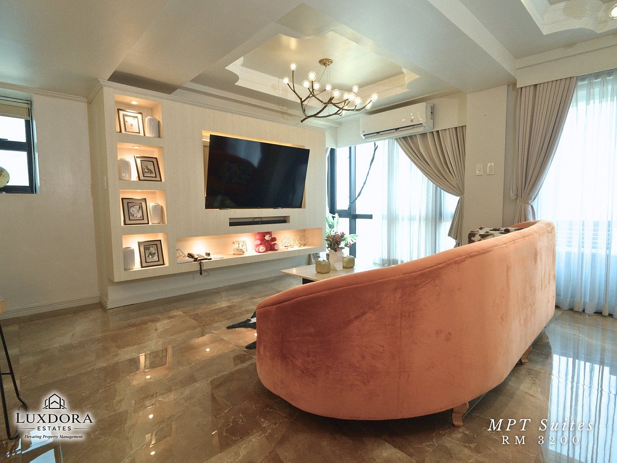 Fully Furnished 1-Bedroom Condo with Balcony - Makati Prime Tower - 3
