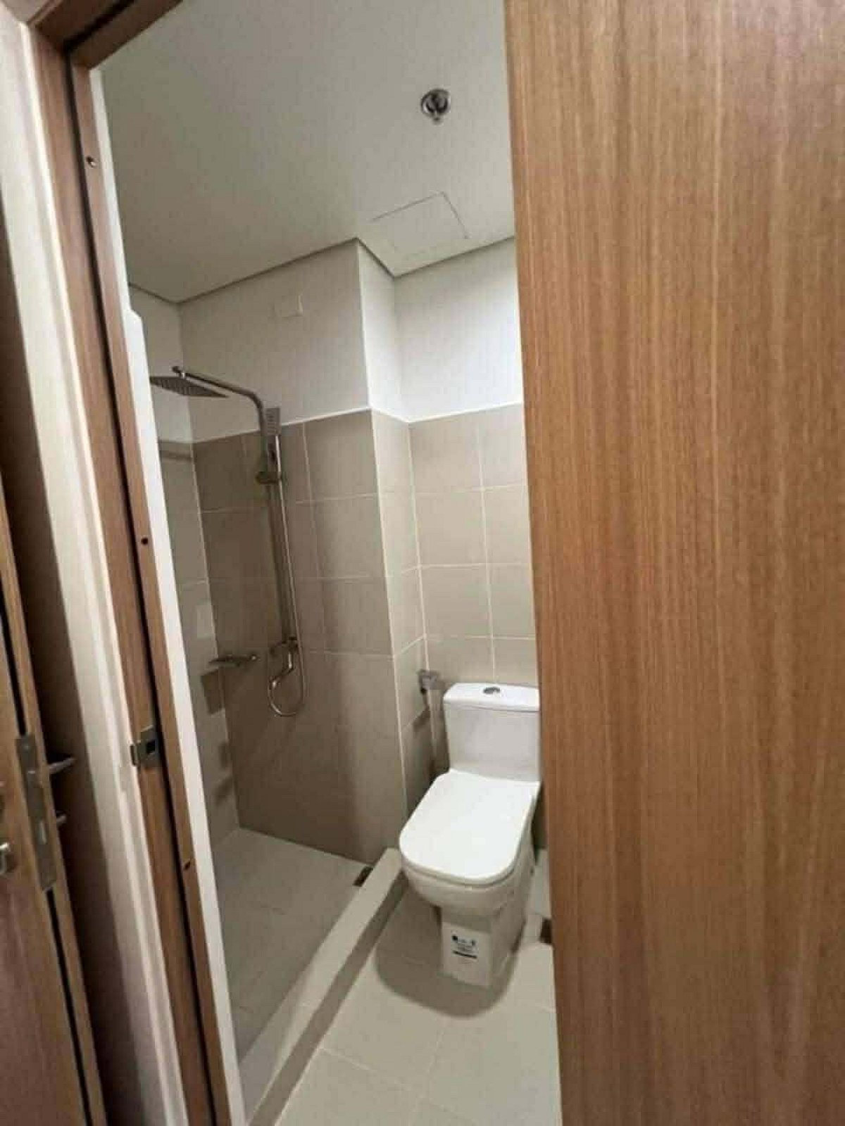 Condo For Rent - Red Residences - 4