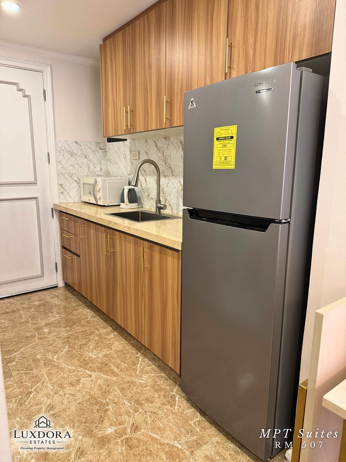 STUDIO UNIT FOR LEASE - Makati Prime Tower - 3